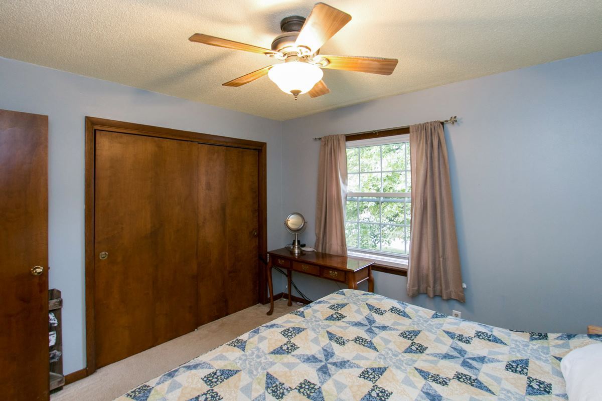 308 Sycamore Street Riverside, IA 52327 - Photo 9 of 25 Gallery Image 9