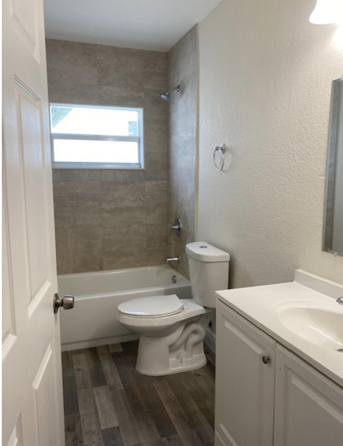 1472 West 29th Street Riviera Beach, FL 33404 - Photo 8 of 16 Photo Jul 16, 8 48 17 AM