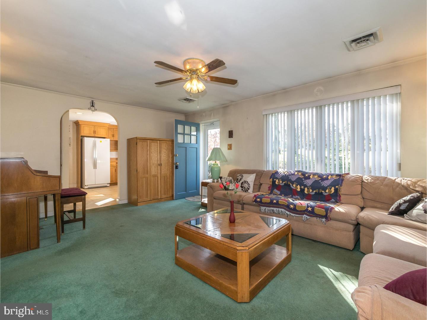 1721 Allentown Road Quakertown, PA 18951 - Photo 5 of 18 Living Room