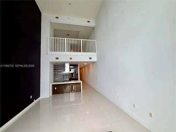 $6,550 | 1100 Biscayne Boulevard, Unit 4105, Miami, FL 33132