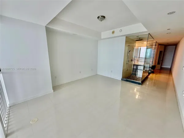 $6,550 | 1100 Biscayne Boulevard, Unit 4105, Miami, FL 33132