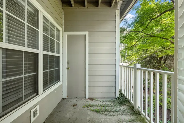 $2,000 | 2025 Woodmont Boulevard, Unit 223, Nashville, TN 37215