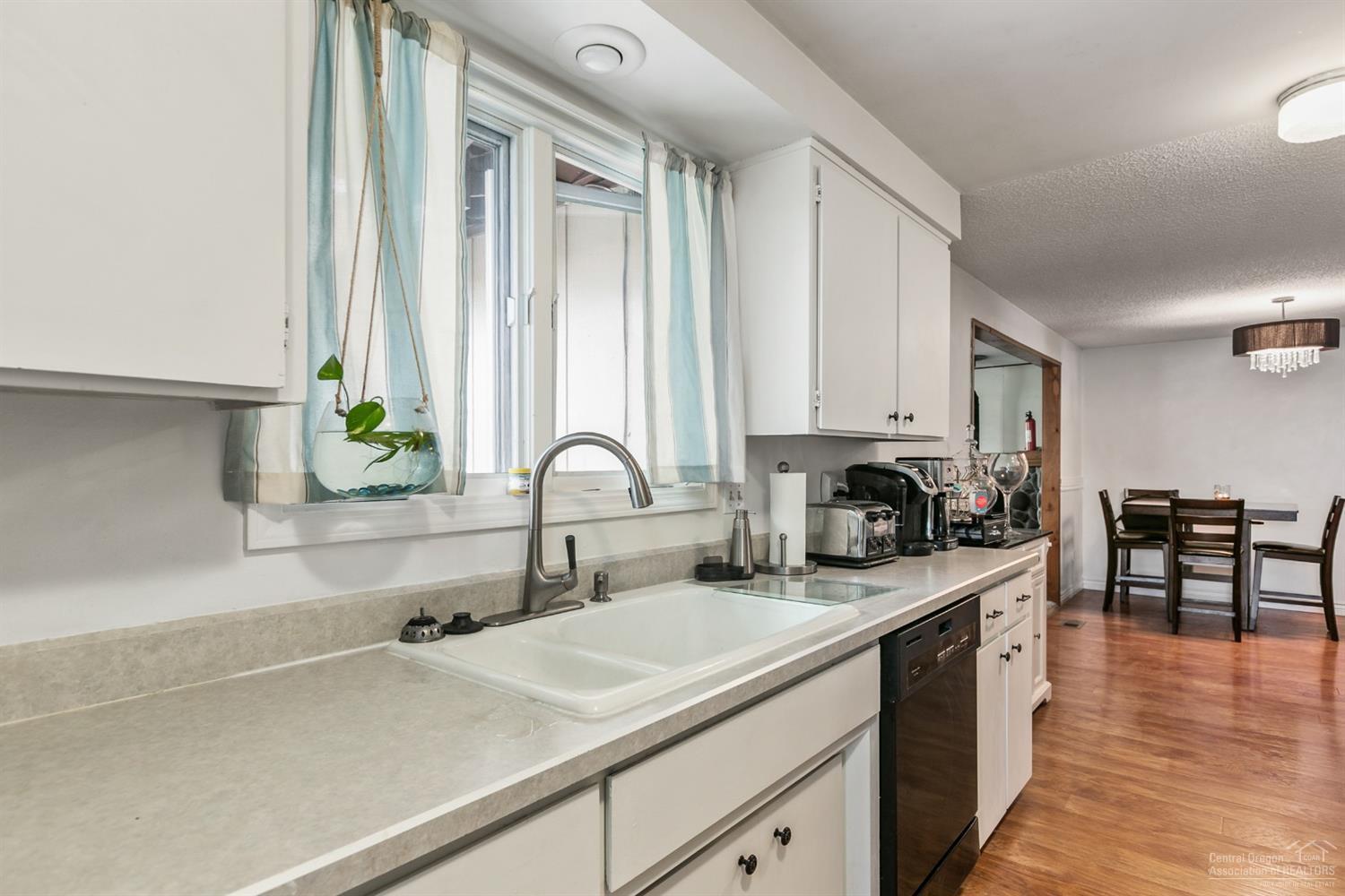 61850 Ward Road Bend, OR 97702 - Photo 18 of 25 Additional Photo