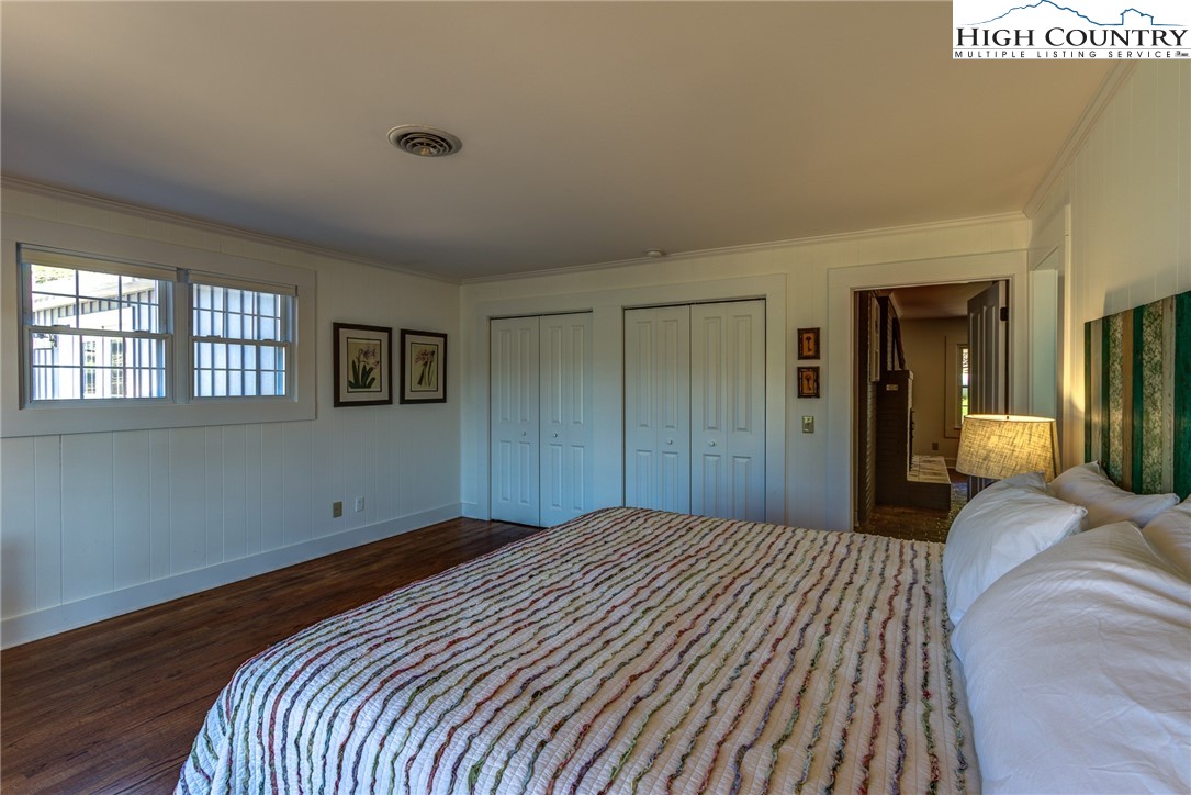 2388 Carsonville Road Independence, VA 24348 - Photo 27 of 50 a bedroom with a large bed and a window