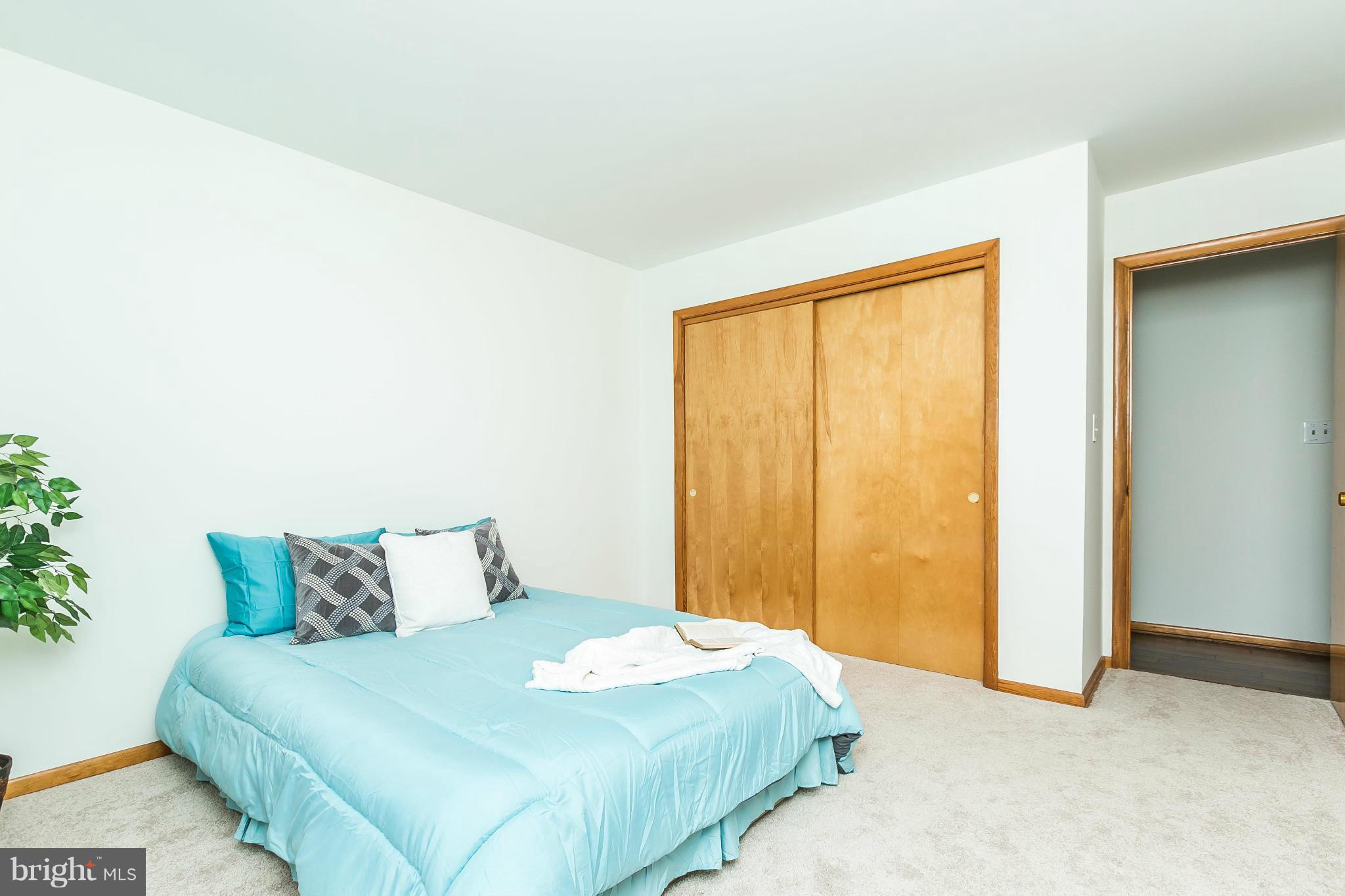 829 Hilltop Road Catonsville, MD 21228 - Photo 11 of 27 e enough to accommodate queen beds