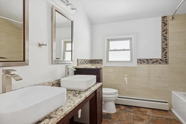$499,000 | 214 North Elmhurst Road, Prospect Heights, IL 60070