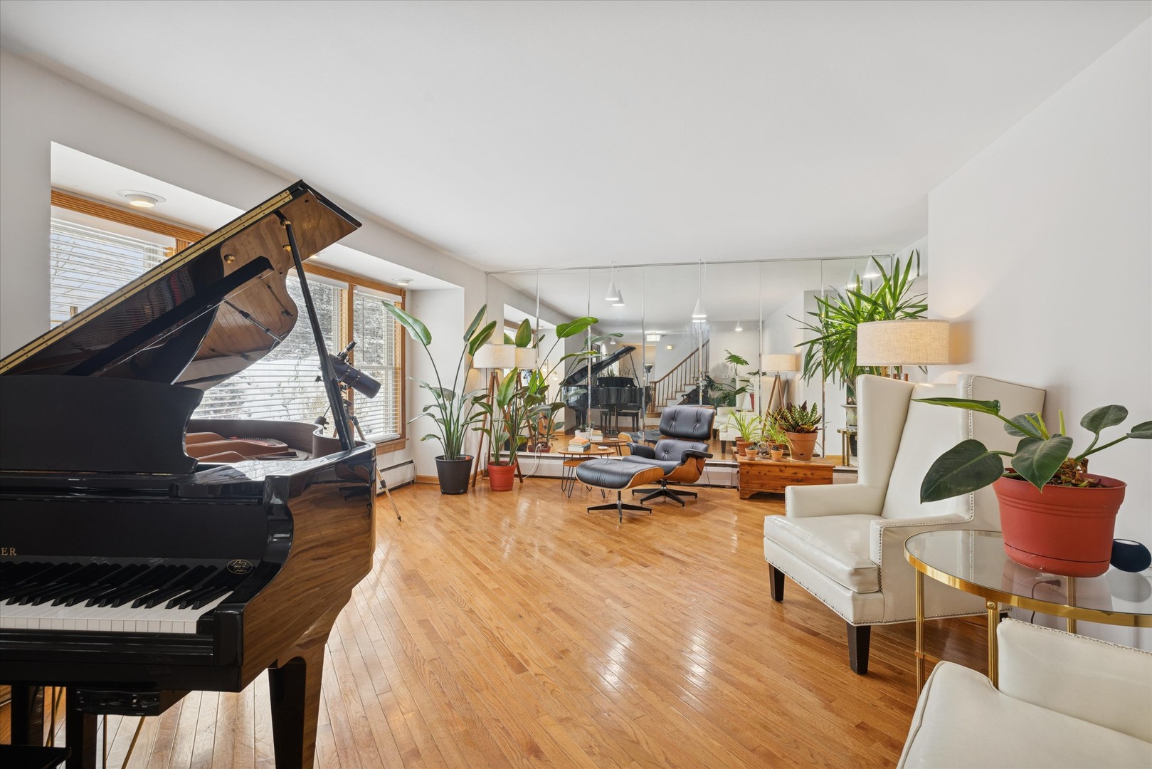 214 North Elmhurst Road Prospect Heights, IL 60070 - Photo 3 of 25