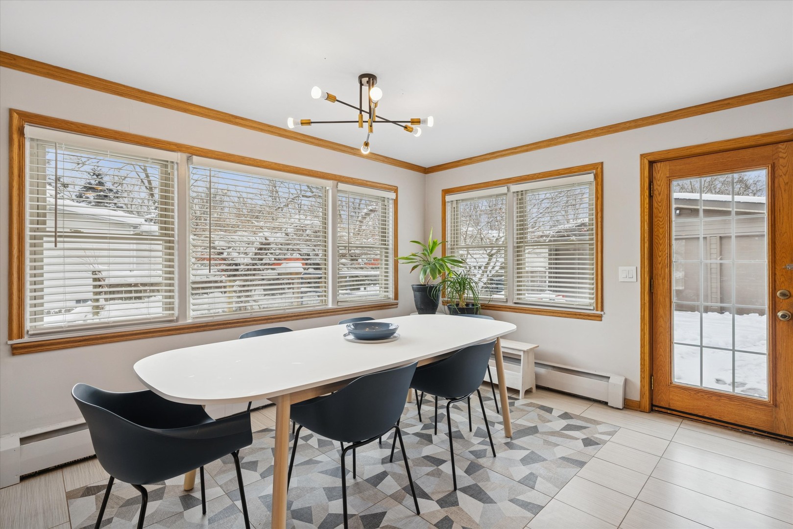 214 North Elmhurst Road Prospect Heights, IL 60070 - Photo 8 of 25