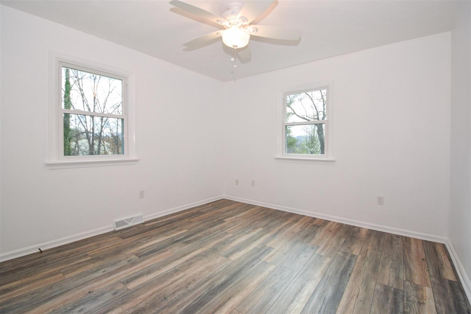 3514 Alcoa Road Roanoke, VA 24014 - Photo 8 of 18 07-Photo-7