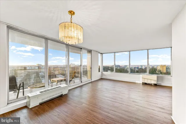 $224,900 | 3900 West Ford Road, Unit 17P, Philadelphia, PA 19131