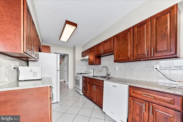 $224,900 | 3900 West Ford Road, Unit 17P, Philadelphia, PA 19131