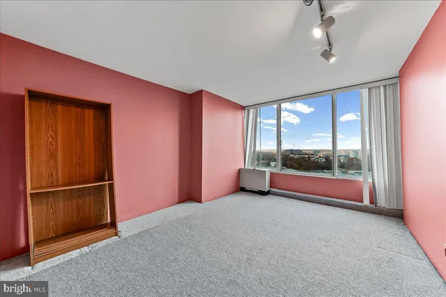 $224,900 | 3900 West Ford Road, Unit 17P, Philadelphia, PA 19131