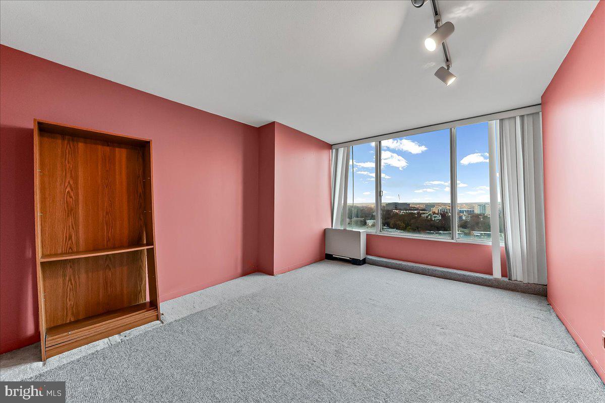 3900 West Ford Road, Unit 17P Philadelphia, PA 19131 - Photo 18 of 28