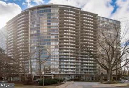 3900 West Ford Road, Unit 17P Philadelphia, PA 19131 - Photo 2 of 28 a front view of a building