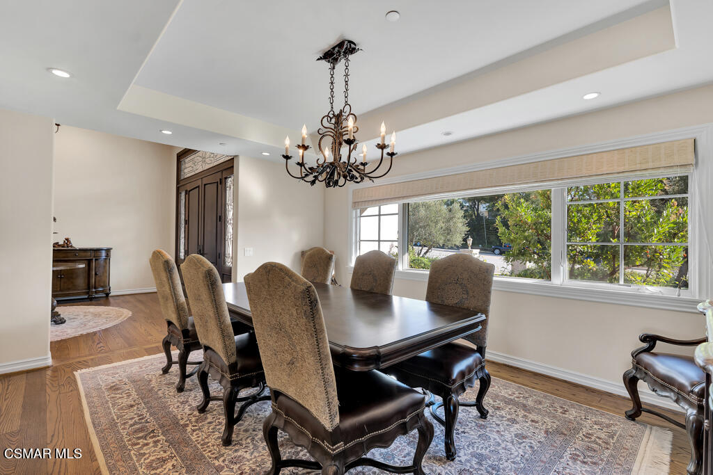 1153 Camino Dos Rios Thousand Oaks, CA 91360 - Photo 12 of 71 1153 Camino Dos Rios-HsHProd-37