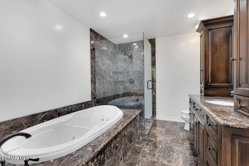 1153 Camino Dos Rios Thousand Oaks, CA 91360 - Photo 38 of 71 1153 Camino Dos Rios-HsHProd-43