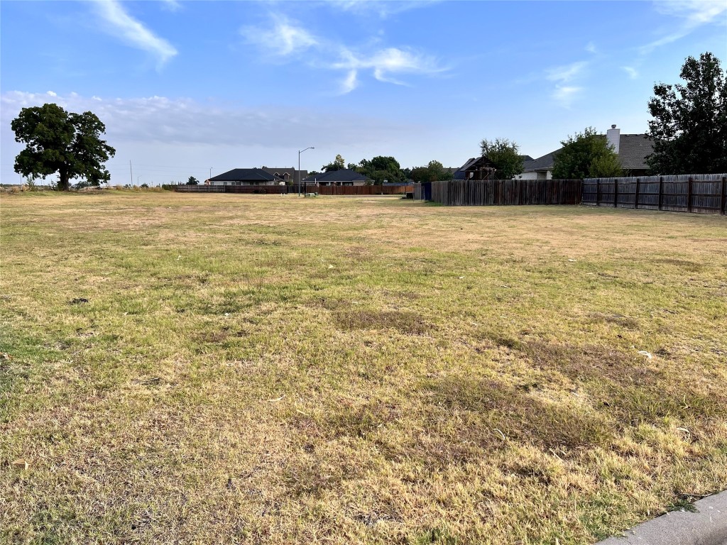 102 Davis Court Thorndale, TX 76577 - Photo 4 of 4 a view of an ocean and beach