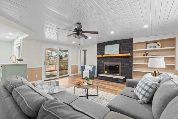 $445,000 | 3225 North Abendroth Street, Appleton, WI 54914