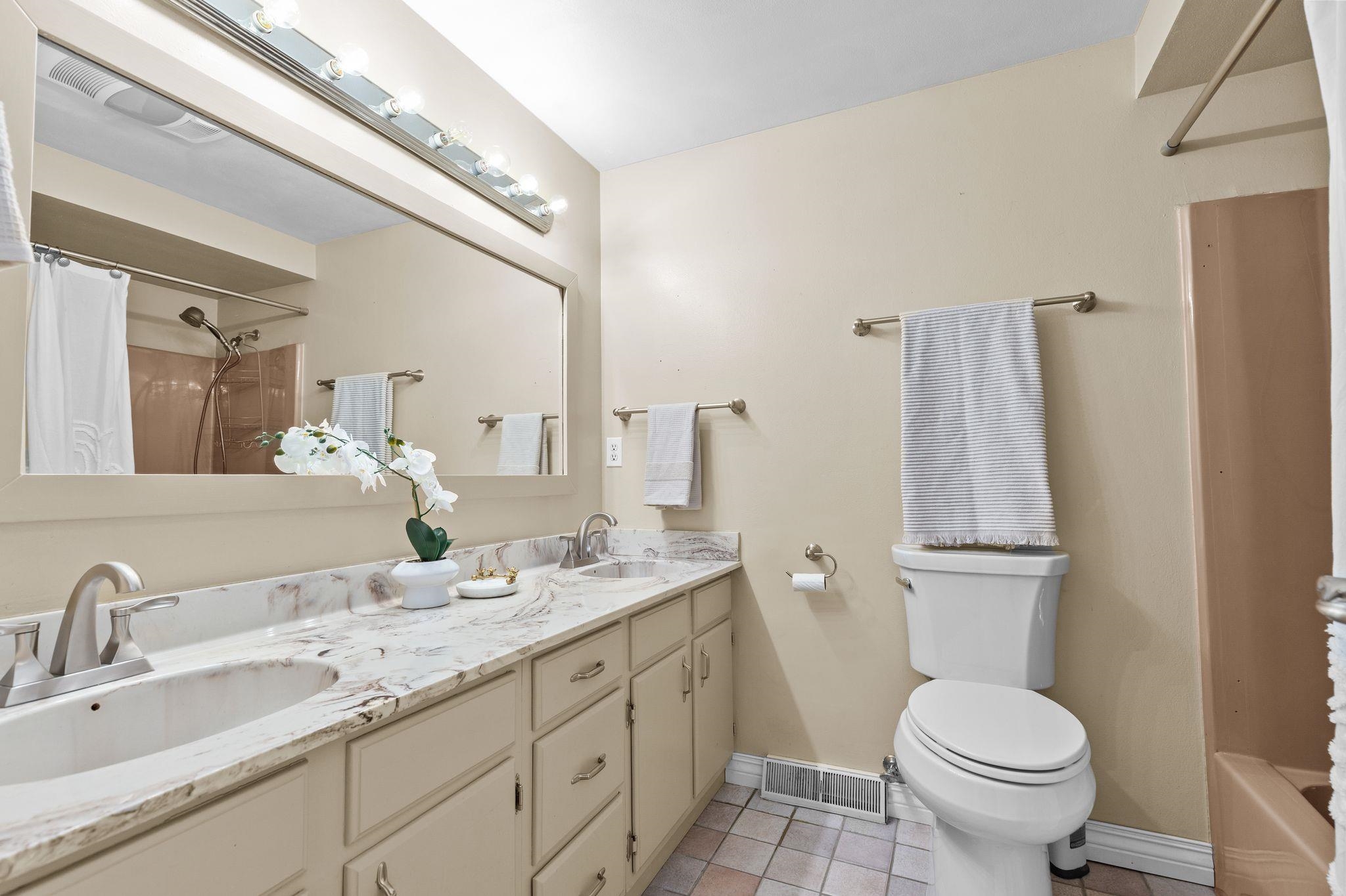 3225 North Abendroth Street Appleton, WI 54914 - Photo 41 of 54