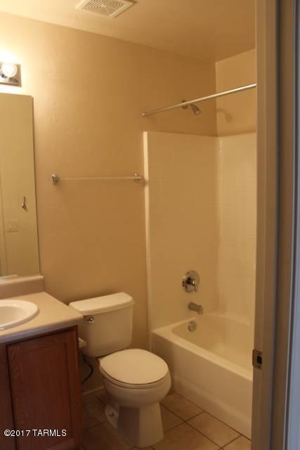 8550 East Desert Retreat Court Tucson, AZ 85730 - Photo 9 of 12