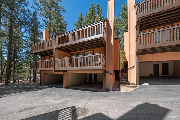 $489,000 | 1439 Ski Run Boulevard, Unit H4, South Lake Tahoe, CA 96150