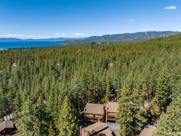 $489,000 | 1439 Ski Run Boulevard, Unit H4, South Lake Tahoe, CA 96150