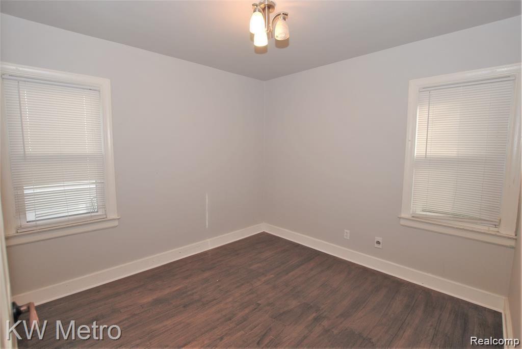 1418 East 10 Mile Road Ferndale, MI 48220 - Photo 12 of 21