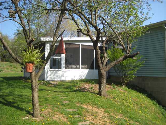 4476 Paradise Road Sugar Grove, OH 43155 - Photo 4 of 16 Gallery Image 4