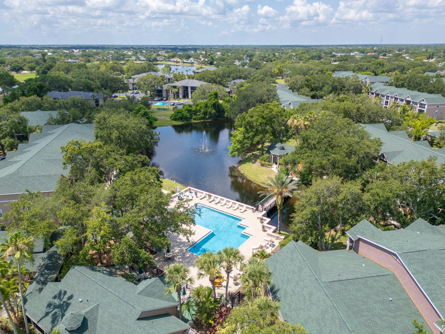7667 North Wickham Road, Unit 511 Melbourne, FL 32940 - Photo 46 of 48 an aerial view of multiple house