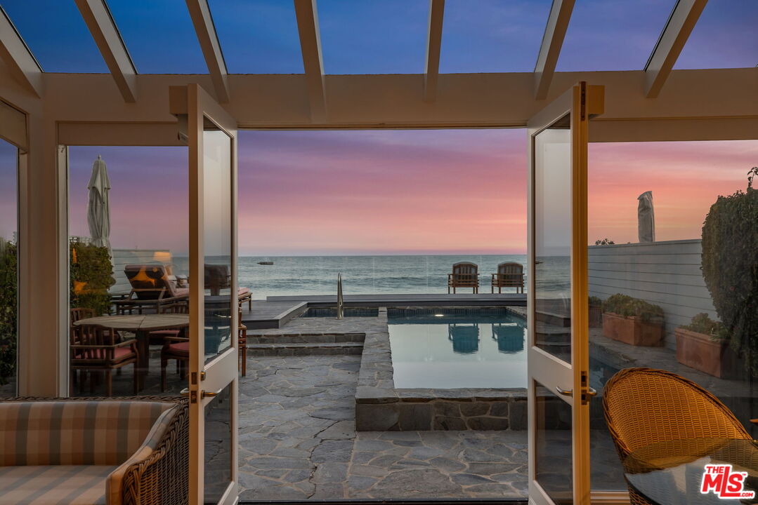 23758 Malibu Road Malibu, CA 90265 - Photo 6 of 36