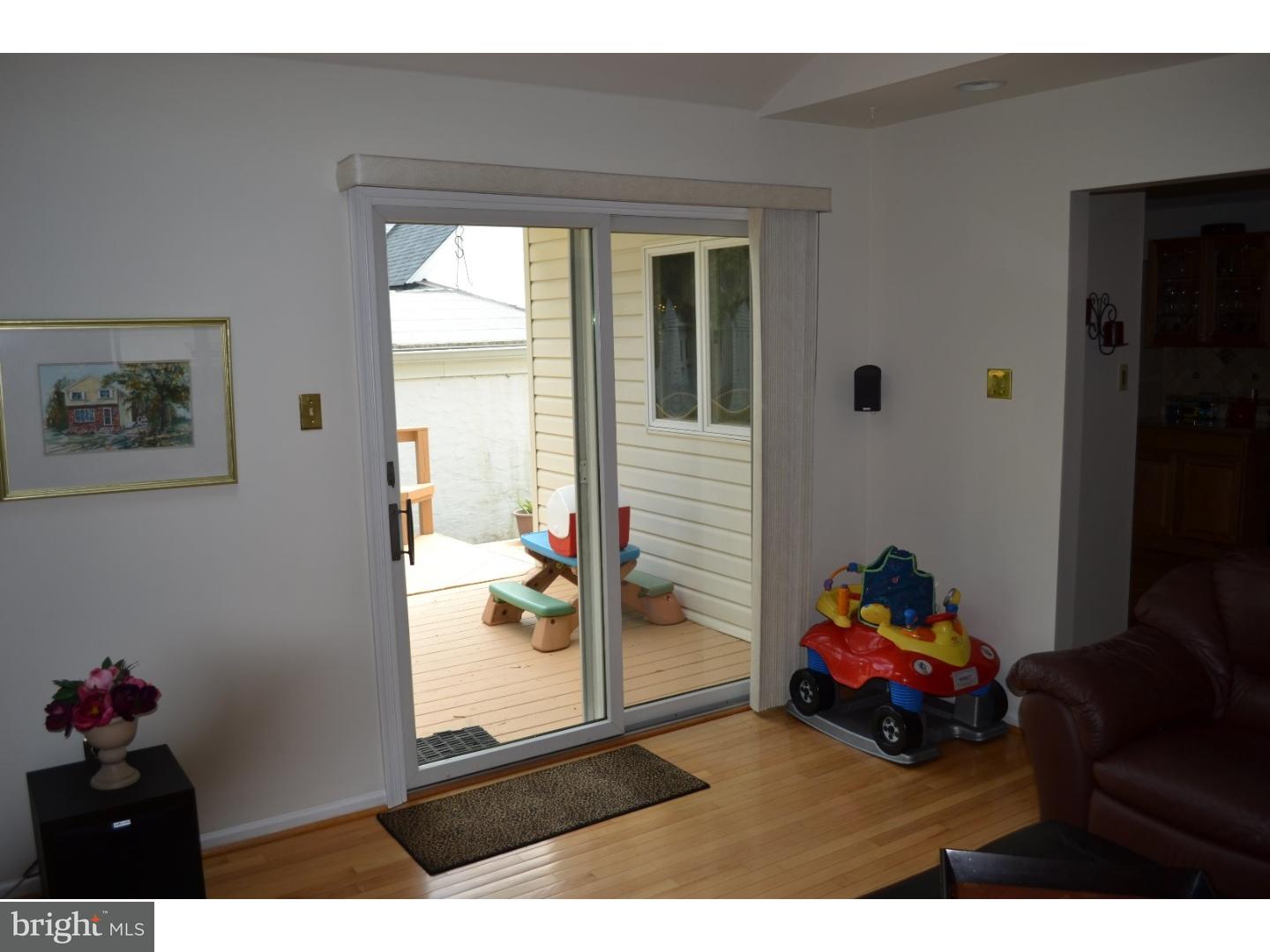413 Chestnut Street Ridley Park, PA 19078 - Photo 11 of 25 Family Room