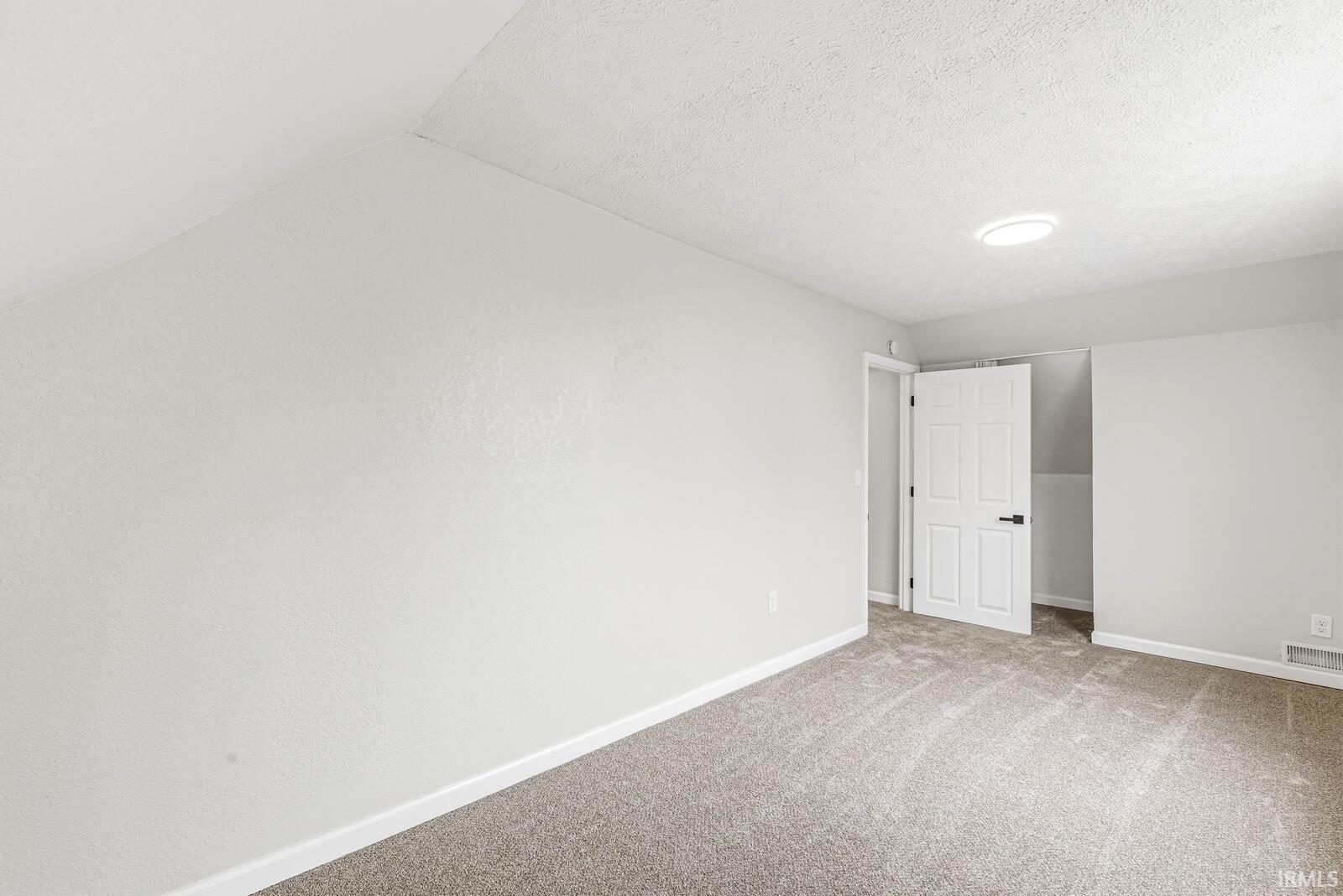 2023 Prairie Street Elkhart, IN 46516 - Photo 21 of 27