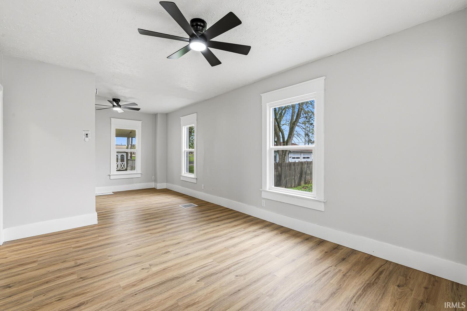 2023 Prairie Street Elkhart, IN 46516 - Photo 5 of 27