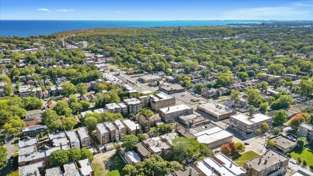 $1,365,000 | 7839 South Kingston Avenue, Chicago, IL 60649