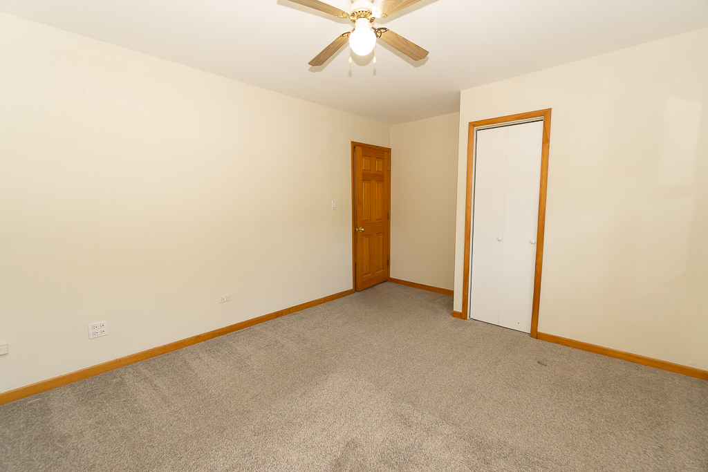 4-n036 Wooddale Road Addison, IL 60101 - Photo 12 of 20
