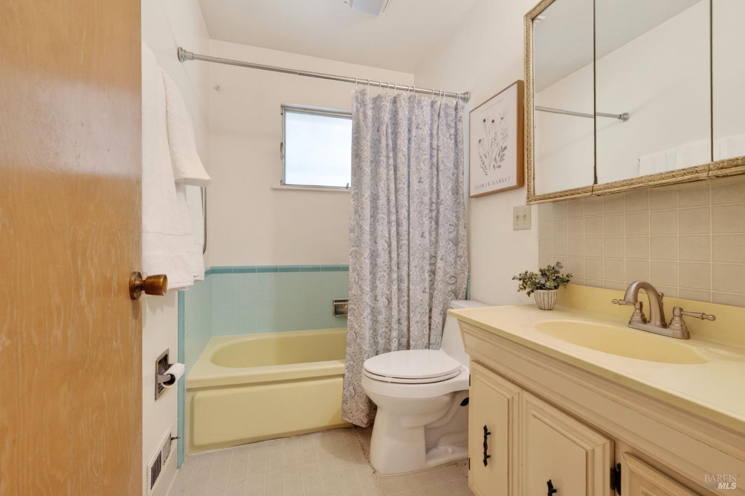 19 Zanco Way Novato, CA 94947 - Photo 17 of 30