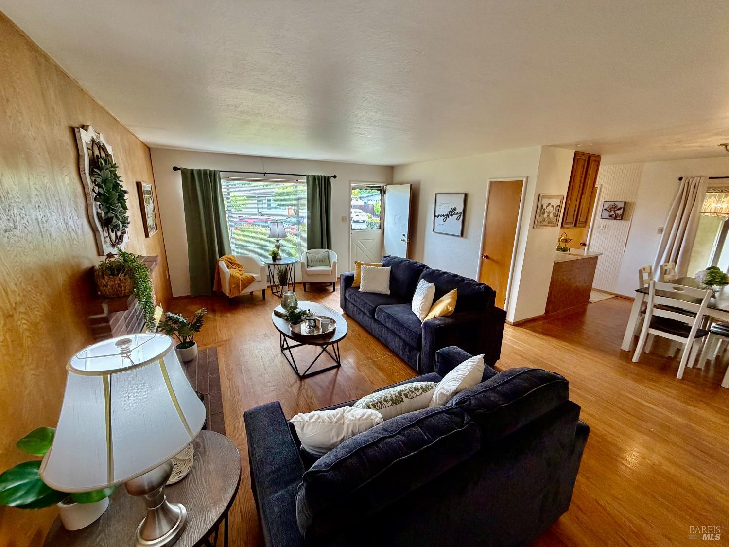 19 Zanco Way Novato, CA 94947 - Photo 9 of 30