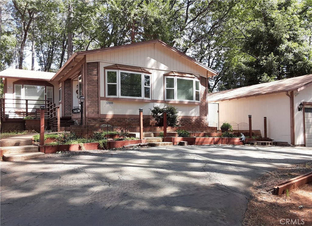 14174 Racine Circle Magalia, CA 95954 - Photo 1 of 13