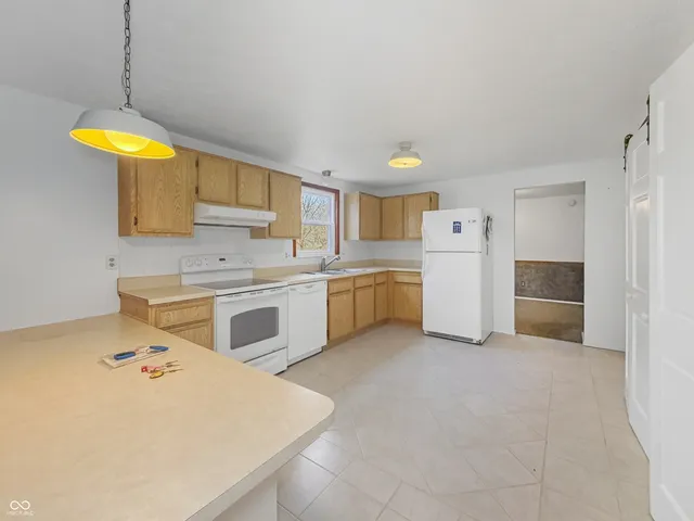 $229,700 | 819 Bremerton Drive, Indianapolis, IN 46229