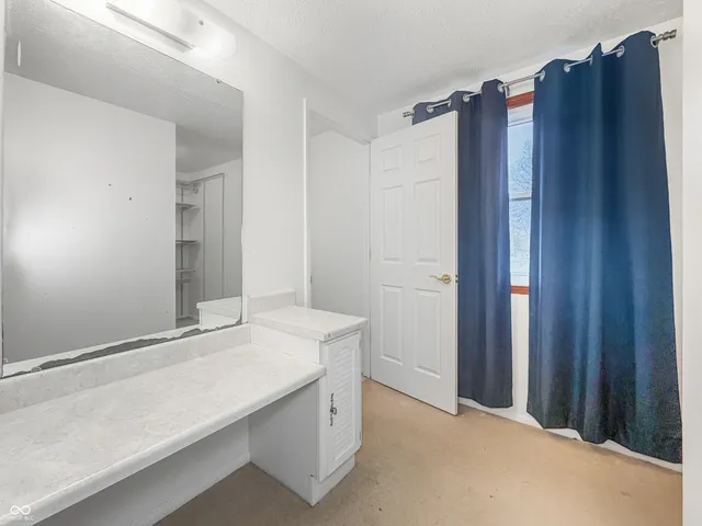 $229,700 | 819 Bremerton Drive, Indianapolis, IN 46229