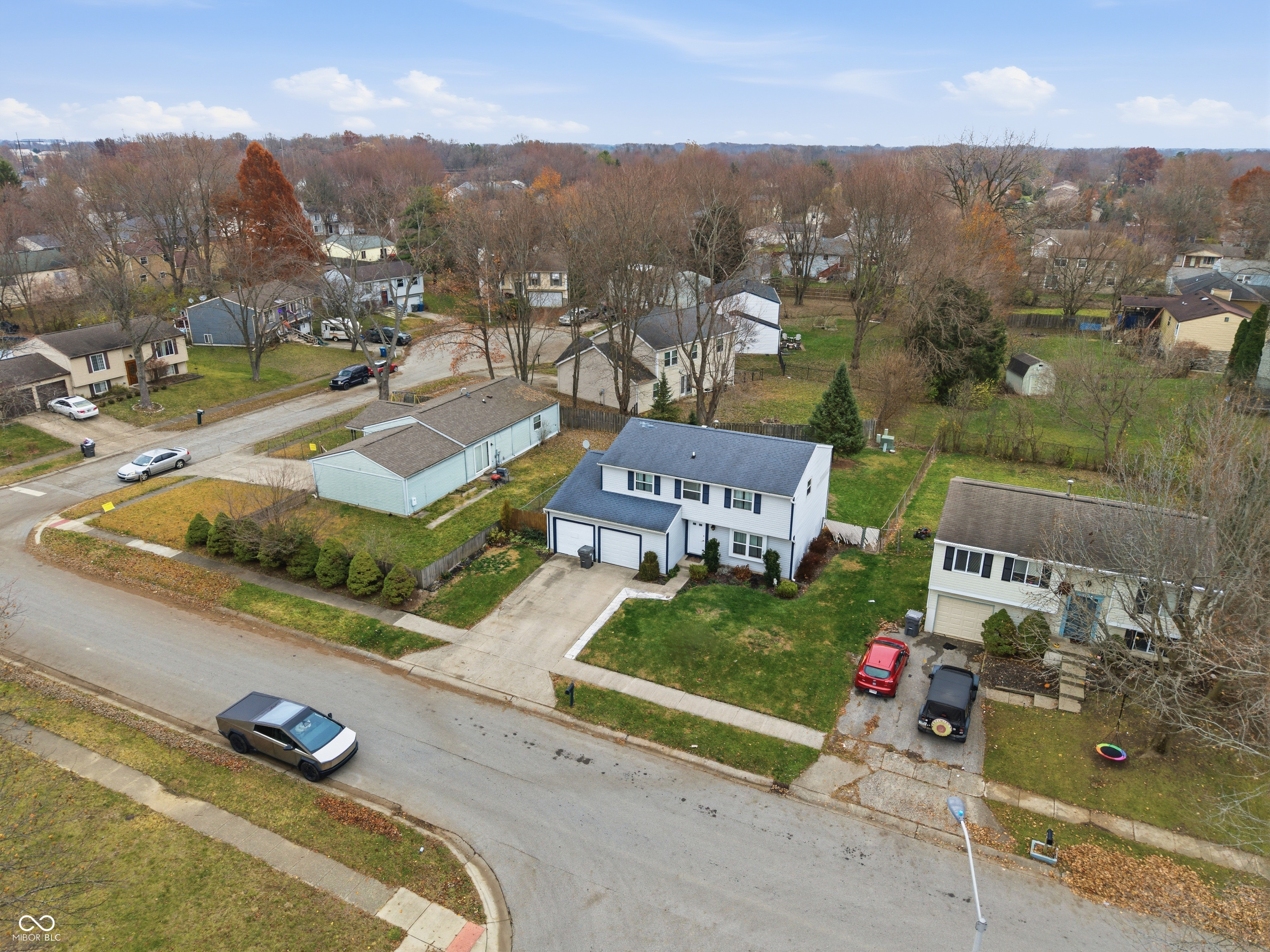819 Bremerton Drive Indianapolis, IN 46229 - Photo 5 of 40