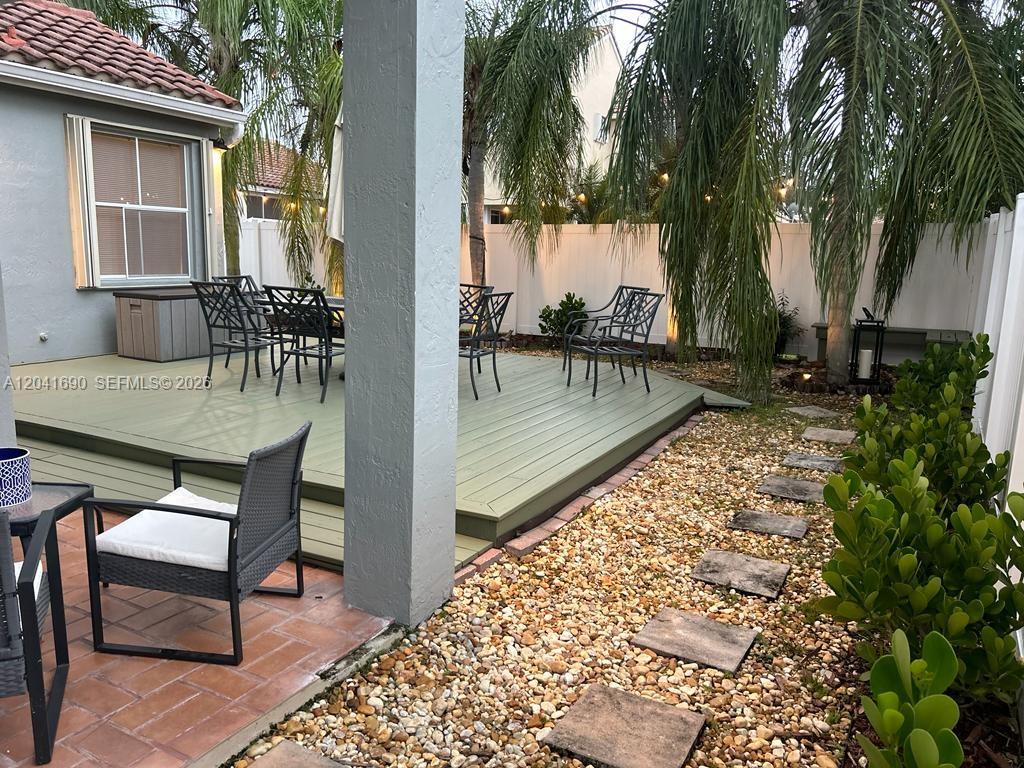 805 Falling Water Road Weston, FL 33326 - Photo 26 of 30