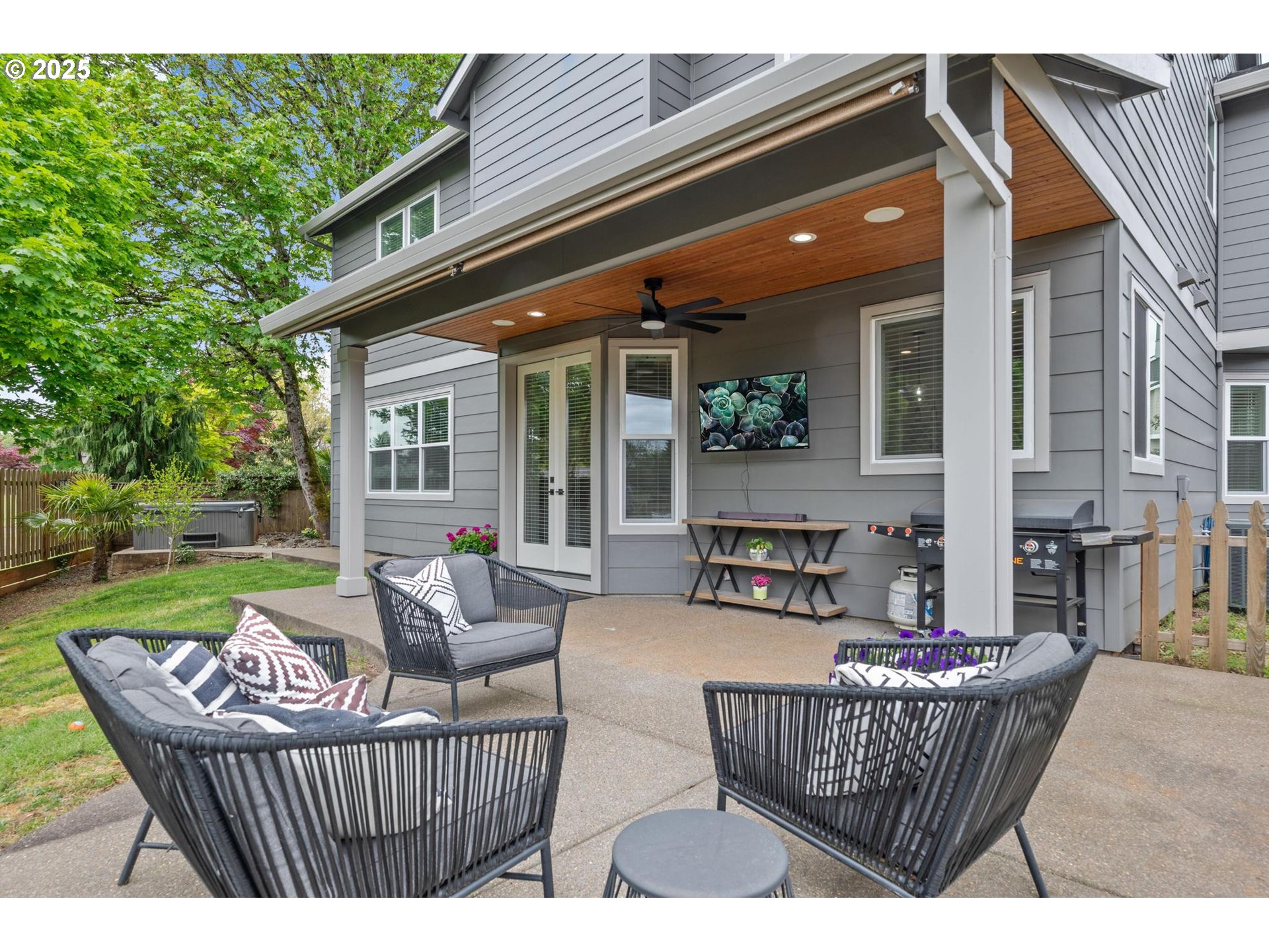 20165 Canyon Ridge Drive Oregon City, OR 97045 - Photo 42 of 48 Covered Patio