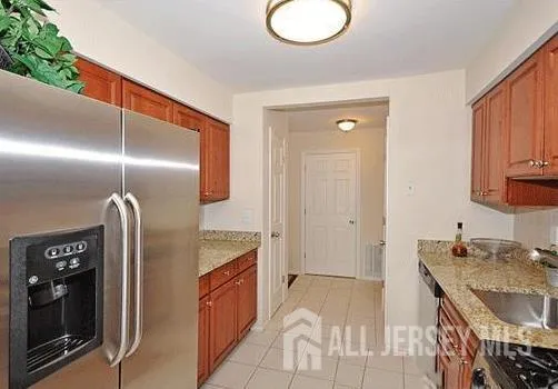 $2,195 | 1111 Edison Glen Terrace, Edison, NJ 08837