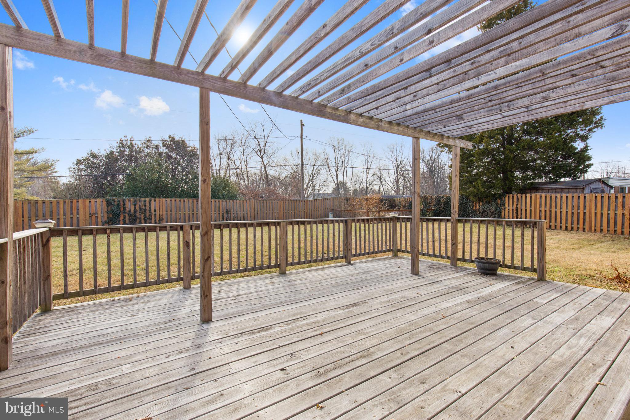4509 Rising Lane Bowie, MD 20715 - Photo 29 of 30 Floating Deck