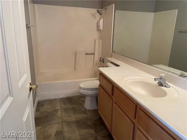 $1,150 | 2964 Juniper Hills Boulevard, Unit 203, Las Vegas, NV 89142