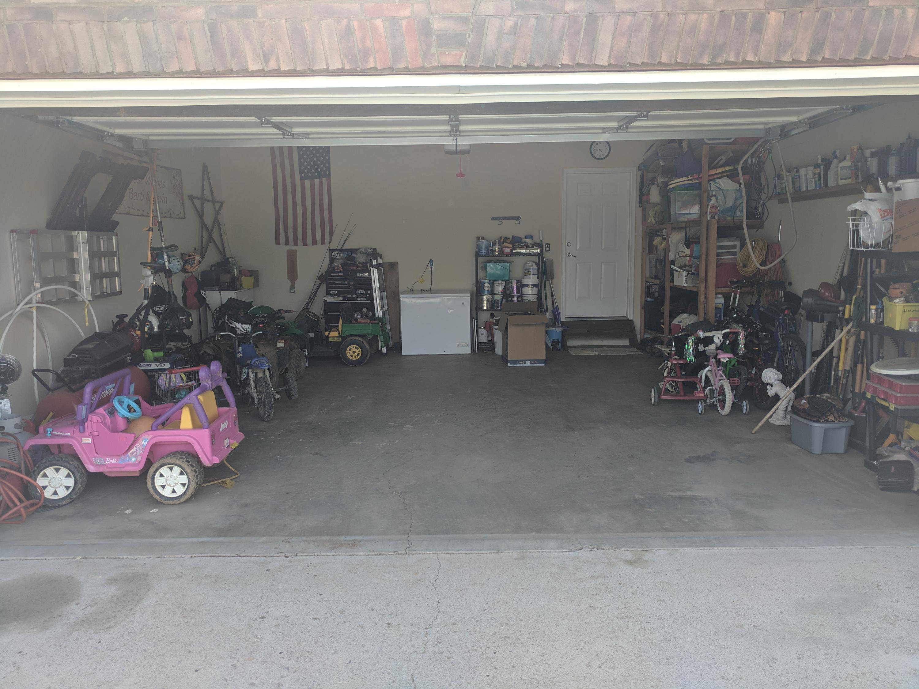 4284 Pea Ridge Road Maryville, TN 37804 - Photo 22 of 23 2 Car Main Level Garage 4284 Pea Ridge