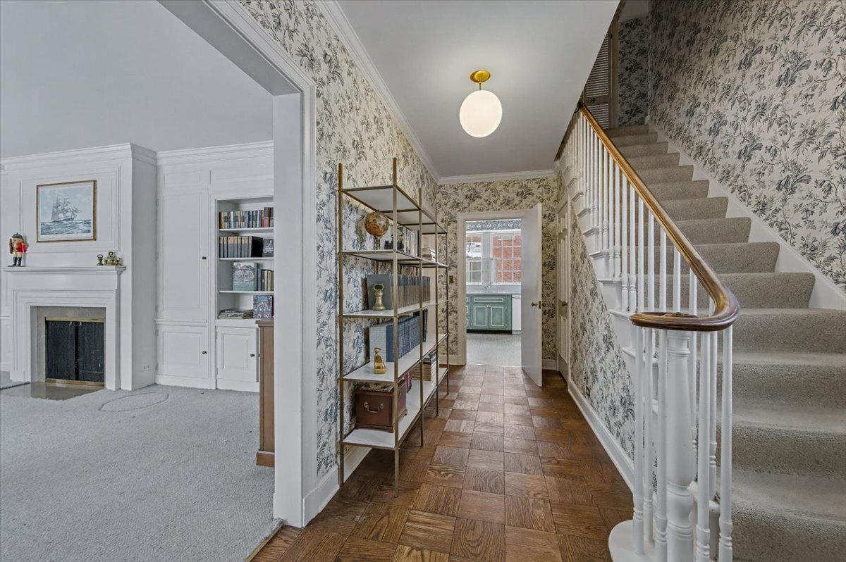 900 Sheridan Road Wilmette, IL 60091 - Photo 6 of 31