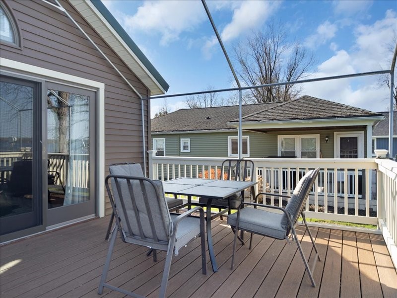 7025 Lake Bluff Road Huron, NY 14590 - Photo 7 of 33