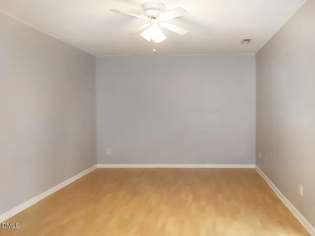 $1,695 | 1003 Kingswood Drive, Unit J, Chapel Hill, NC 27517